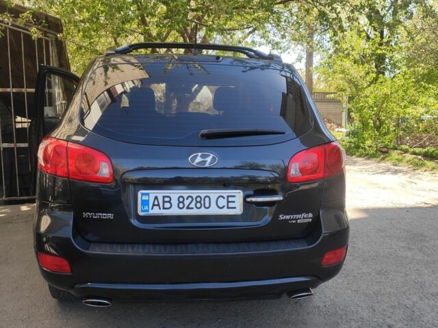 Черный Хендай Санта Фе, объемом двигателя 0 л и пробегом 233 тыс. км за 9000 $, фото 1 на Automoto.ua