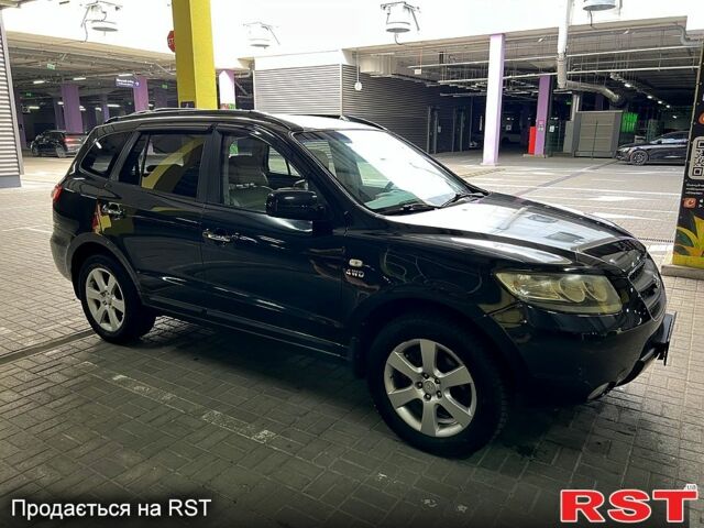 Черный Хендай Санта Фе, объемом двигателя 2.2 л и пробегом 314 тыс. км за 8600 $, фото 1 на Automoto.ua