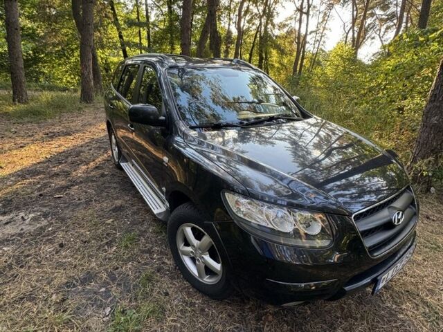 Черный Хендай Санта Фе, объемом двигателя 2.2 л и пробегом 306 тыс. км за 5826 $, фото 1 на Automoto.ua