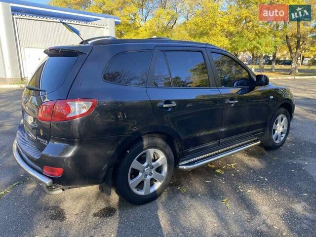 Черный Хендай Санта Фе, объемом двигателя 2.19 л и пробегом 276 тыс. км за 9999 $, фото 6 на Automoto.ua