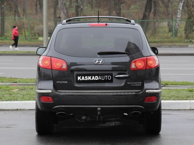 Чорний Хендай Санта Фе, об'ємом двигуна 2.2 л та пробігом 245 тис. км за 10300 $, фото 4 на Automoto.ua