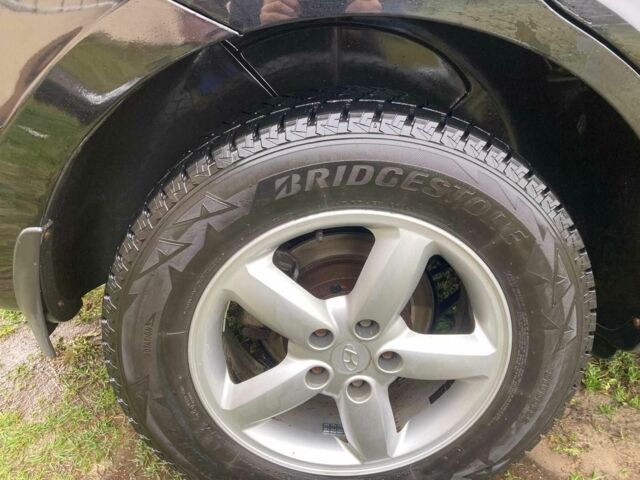 Чорний Хендай Санта Фе, об'ємом двигуна 2.2 л та пробігом 253 тис. км за 10500 $, фото 18 на Automoto.ua