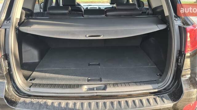 Черный Хендай Санта Фе, объемом двигателя 2.2 л и пробегом 195 тыс. км за 9500 $, фото 22 на Automoto.ua