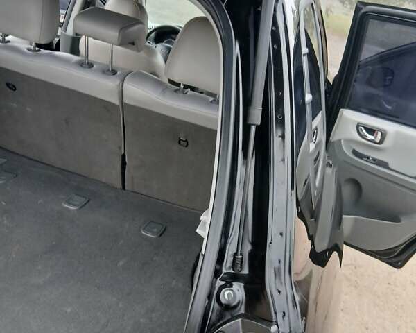 Черный Хендай Санта Фе, объемом двигателя 2.66 л и пробегом 195 тыс. км за 5699 $, фото 42 на Automoto.ua