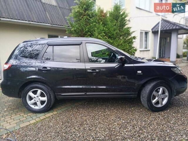 Черный Хендай Санта Фе, объемом двигателя 2.19 л и пробегом 285 тыс. км за 7499 $, фото 8 на Automoto.ua