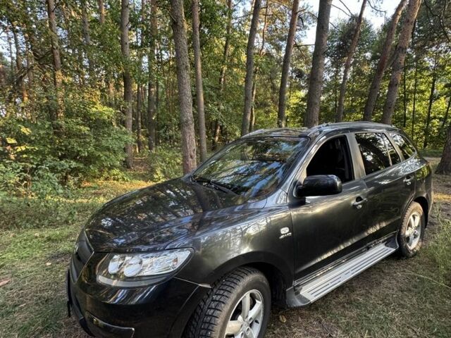 Черный Хендай Санта Фе, объемом двигателя 2.2 л и пробегом 306 тыс. км за 5826 $, фото 2 на Automoto.ua