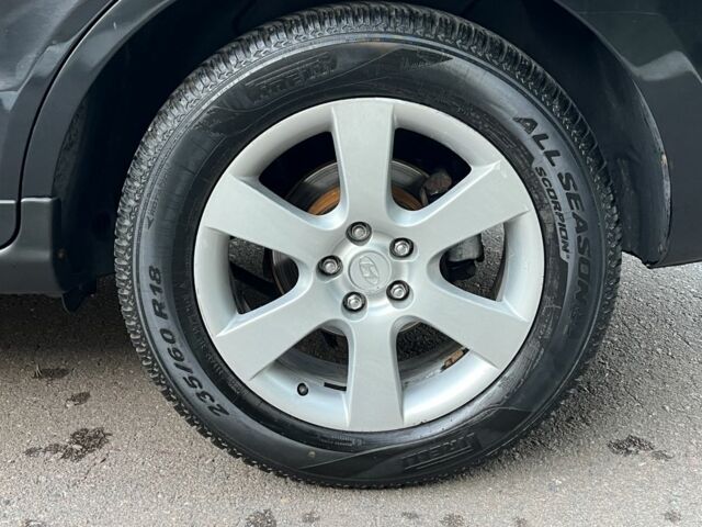 Черный Хендай Санта Фе, объемом двигателя 2.2 л и пробегом 269 тыс. км за 5769 $, фото 7 на Automoto.ua