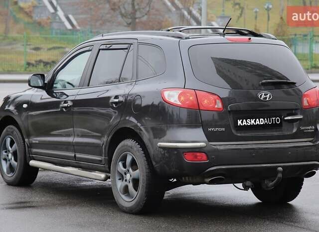 Чорний Хендай Санта Фе, об'ємом двигуна 2.19 л та пробігом 245 тис. км за 10300 $, фото 3 на Automoto.ua
