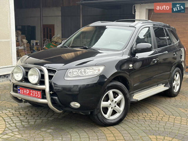 Черный Хендай Санта Фе, объемом двигателя 2.2 л и пробегом 243 тыс. км за 8999 $, фото 2 на Automoto.ua