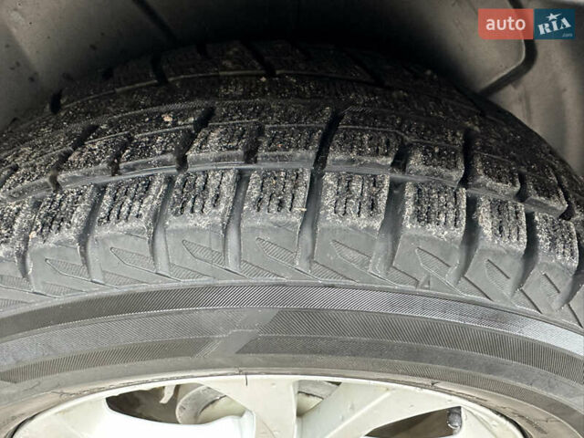 Черный Хендай Санта Фе, объемом двигателя 2.19 л и пробегом 303 тыс. км за 9999 $, фото 25 на Automoto.ua