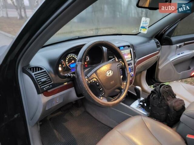 Черный Хендай Санта Фе, объемом двигателя 2.2 л и пробегом 174 тыс. км за 9850 $, фото 97 на Automoto.ua