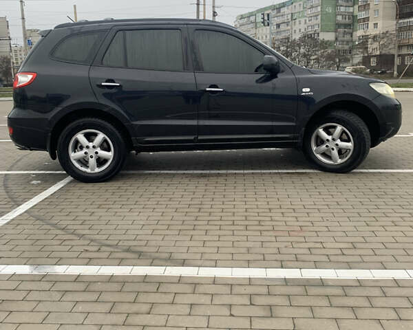 Черный Хендай Санта Фе, объемом двигателя 2.66 л и пробегом 222 тыс. км за 8999 $, фото 7 на Automoto.ua