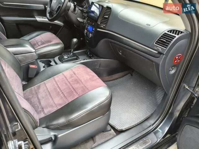 Черный Хендай Санта Фе, объемом двигателя 2.2 л и пробегом 296 тыс. км за 9799 $, фото 35 на Automoto.ua