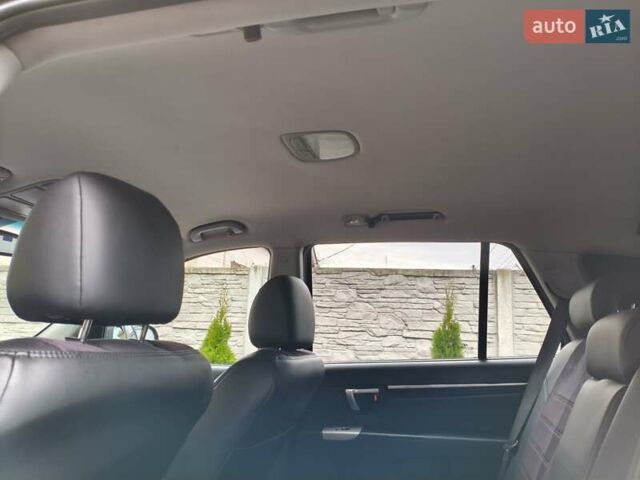 Черный Хендай Санта Фе, объемом двигателя 2.2 л и пробегом 296 тыс. км за 9799 $, фото 46 на Automoto.ua