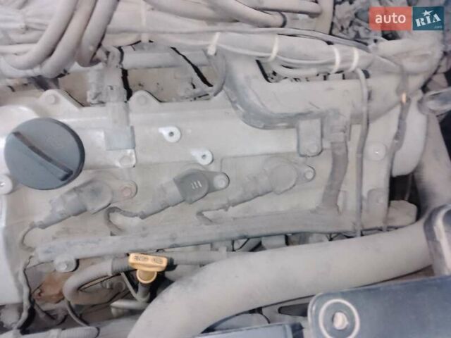 Черный Хендай Санта Фе, объемом двигателя 2.7 л и пробегом 125 тыс. км за 9700 $, фото 13 на Automoto.ua