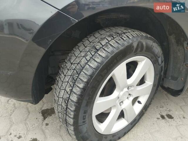 Черный Хендай Санта Фе, объемом двигателя 2.19 л и пробегом 303 тыс. км за 9000 $, фото 18 на Automoto.ua