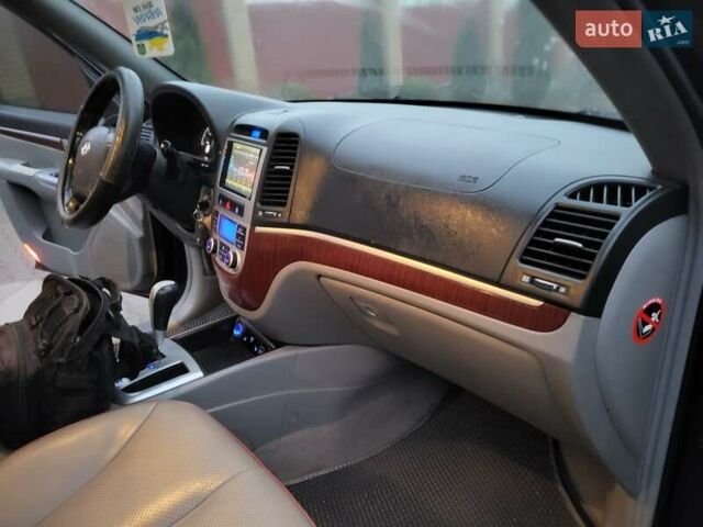 Черный Хендай Санта Фе, объемом двигателя 2.2 л и пробегом 174 тыс. км за 9850 $, фото 65 на Automoto.ua