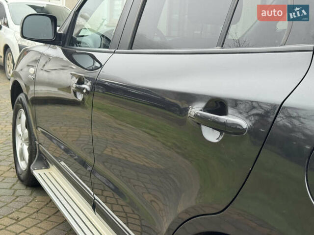 Черный Хендай Санта Фе, объемом двигателя 2.2 л и пробегом 243 тыс. км за 8999 $, фото 53 на Automoto.ua