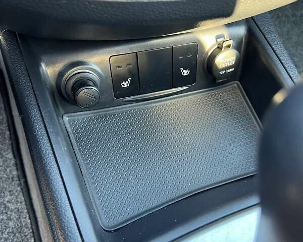 Черный Хендай Санта Фе, объемом двигателя 2.19 л и пробегом 240 тыс. км за 10500 $, фото 30 на Automoto.ua