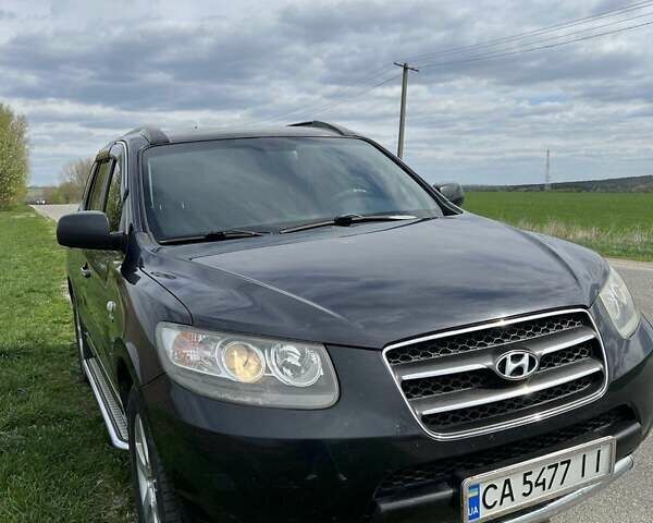 Черный Хендай Санта Фе, объемом двигателя 2.2 л и пробегом 265 тыс. км за 9000 $, фото 6 на Automoto.ua