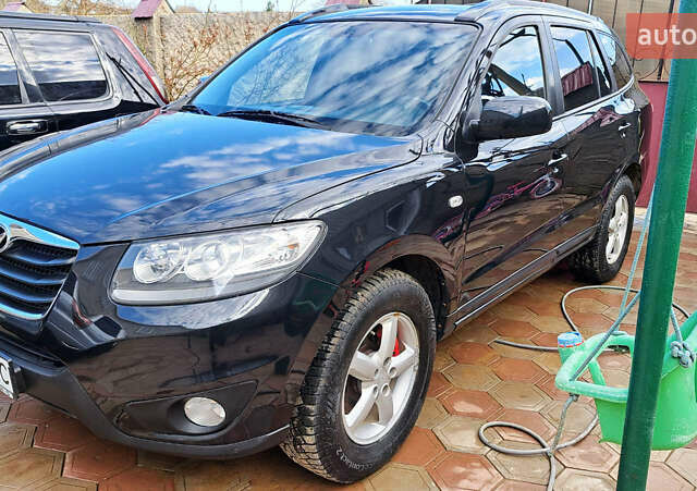 Черный Хендай Санта Фе, объемом двигателя 2.2 л и пробегом 282 тыс. км за 9500 $, фото 10 на Automoto.ua