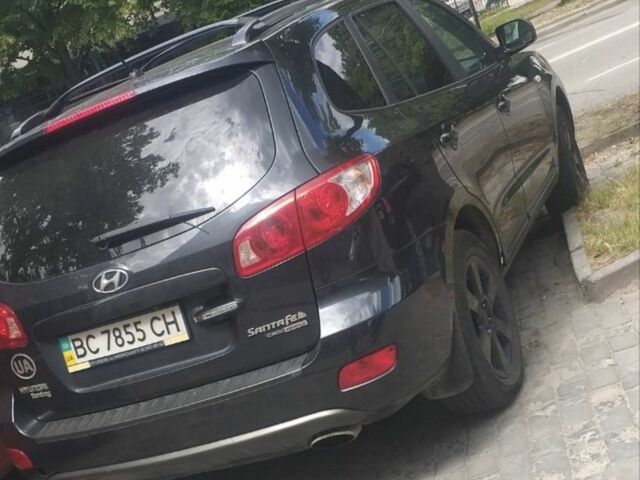 Черный Хендай Санта Фе, объемом двигателя 2 л и пробегом 226 тыс. км за 7900 $, фото 3 на Automoto.ua