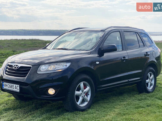 Черный Хендай Санта Фе, объемом двигателя 2.2 л и пробегом 282 тыс. км за 9500 $, фото 2 на Automoto.ua