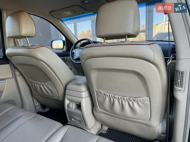 Черный Хендай Санта Фе, объемом двигателя 2.19 л и пробегом 222 тыс. км за 7999 $, фото 60 на Automoto.ua