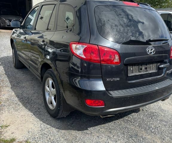 Черный Хендай Санта Фе, объемом двигателя 0 л и пробегом 276 тыс. км за 2797 $, фото 4 на Automoto.ua