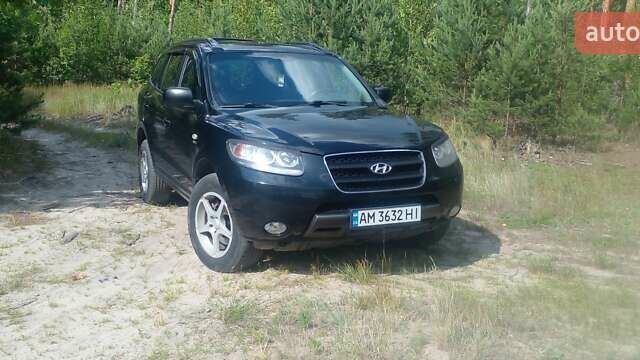 Черный Хендай Санта Фе, объемом двигателя 2.66 л и пробегом 245 тыс. км за 9000 $, фото 5 на Automoto.ua