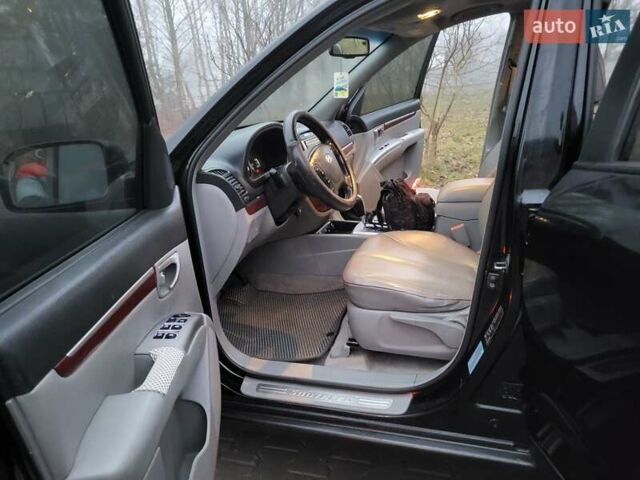 Черный Хендай Санта Фе, объемом двигателя 2.2 л и пробегом 174 тыс. км за 9850 $, фото 93 на Automoto.ua