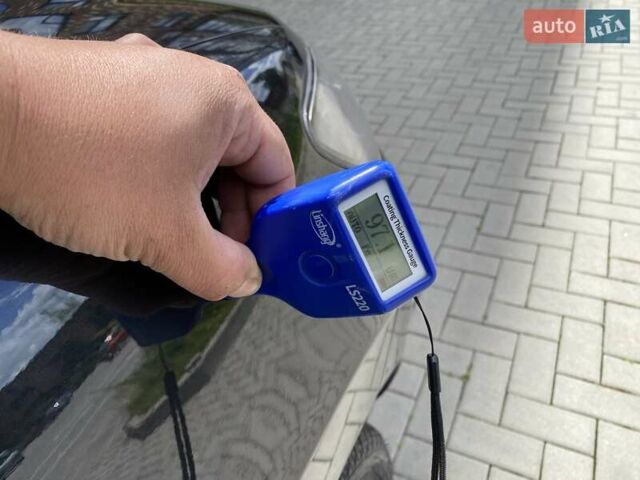 Черный Хендай Санта Фе, объемом двигателя 2.19 л и пробегом 230 тыс. км за 9000 $, фото 155 на Automoto.ua