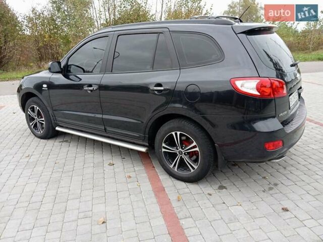 Черный Хендай Санта Фе, объемом двигателя 2.7 л и пробегом 336 тыс. км за 8500 $, фото 5 на Automoto.ua