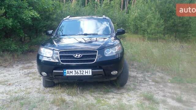 Черный Хендай Санта Фе, объемом двигателя 2.66 л и пробегом 245 тыс. км за 9000 $, фото 2 на Automoto.ua