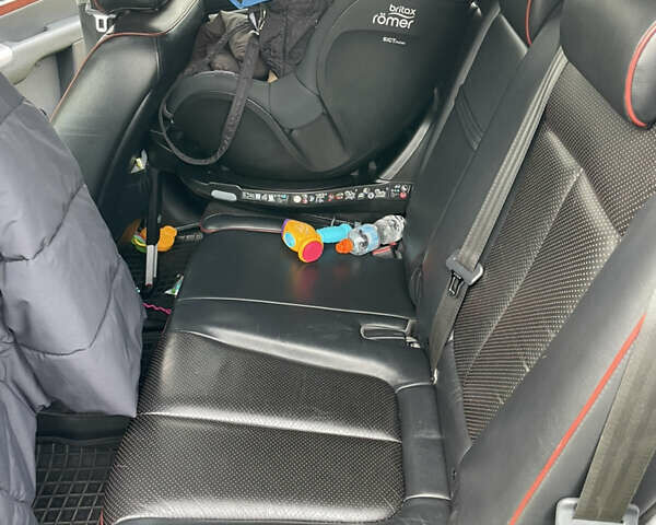 Черный Хендай Санта Фе, объемом двигателя 2.19 л и пробегом 193 тыс. км за 11000 $, фото 5 на Automoto.ua