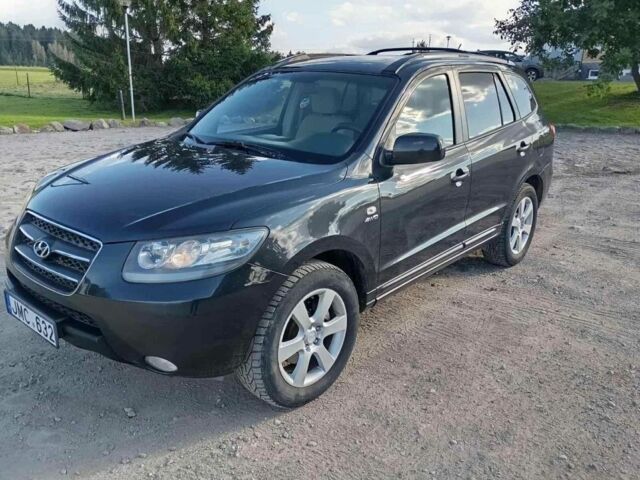 Черный Хендай Санта Фе, объемом двигателя 2.2 л и пробегом 227 тыс. км за 5300 $, фото 2 на Automoto.ua