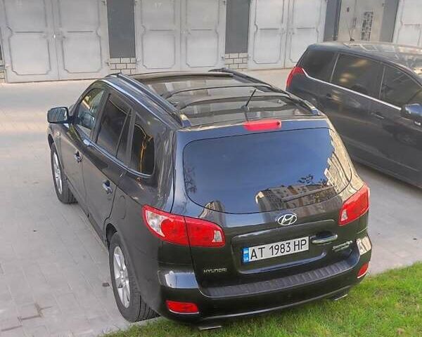 Черный Хендай Санта Фе, объемом двигателя 2.19 л и пробегом 301 тыс. км за 10000 $, фото 4 на Automoto.ua