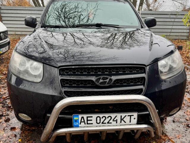 Черный Хендай Санта Фе, объемом двигателя 2.2 л и пробегом 150 тыс. км за 10500 $, фото 2 на Automoto.ua