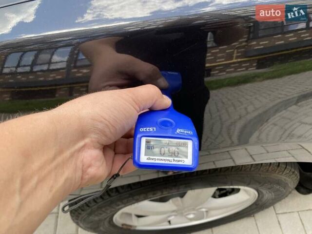 Черный Хендай Санта Фе, объемом двигателя 2.19 л и пробегом 230 тыс. км за 9000 $, фото 138 на Automoto.ua