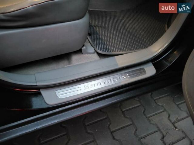 Черный Хендай Санта Фе, объемом двигателя 2.2 л и пробегом 174 тыс. км за 9850 $, фото 67 на Automoto.ua