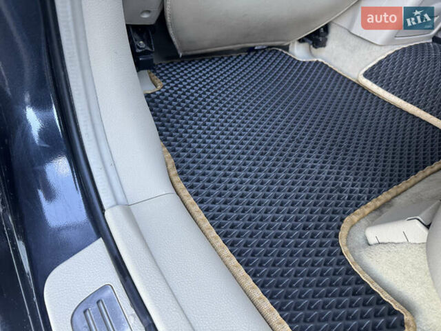 Черный Хендай Санта Фе, объемом двигателя 2.19 л и пробегом 222 тыс. км за 7999 $, фото 48 на Automoto.ua