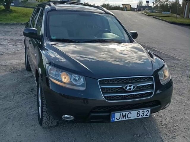 Черный Хендай Санта Фе, объемом двигателя 2.2 л и пробегом 227 тыс. км за 5300 $, фото 1 на Automoto.ua