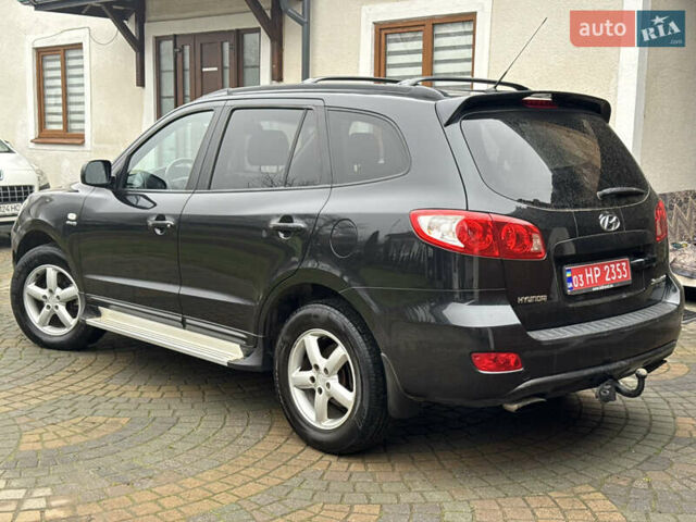 Черный Хендай Санта Фе, объемом двигателя 2.2 л и пробегом 243 тыс. км за 8999 $, фото 5 на Automoto.ua