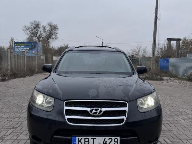 Черный Хендай Санта Фе, объемом двигателя 2.2 л и пробегом 400 тыс. км за 3900 $, фото 1 на Automoto.ua
