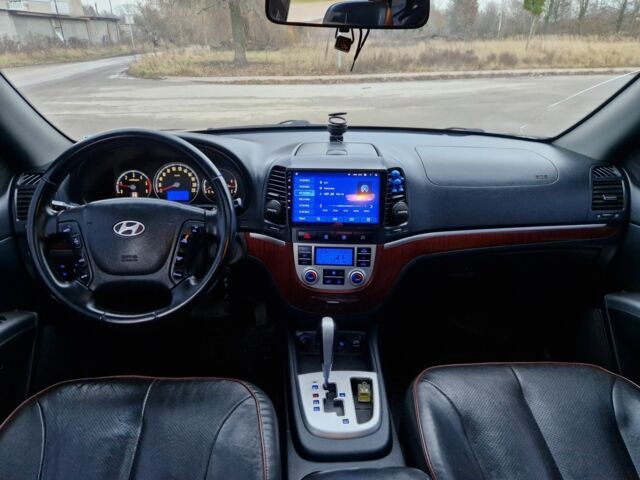 Чорний Хендай Санта Фе, об'ємом двигуна 2.2 л та пробігом 217 тис. км за 9300 $, фото 23 на Automoto.ua