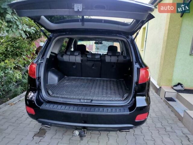 Черный Хендай Санта Фе, объемом двигателя 2.19 л и пробегом 295 тыс. км за 9500 $, фото 2 на Automoto.ua