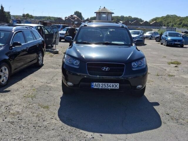 Черный Хендай Санта Фе, объемом двигателя 2.2 л и пробегом 23 тыс. км за 10500 $, фото 2 на Automoto.ua