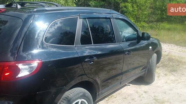 Черный Хендай Санта Фе, объемом двигателя 2.66 л и пробегом 245 тыс. км за 9000 $, фото 7 на Automoto.ua