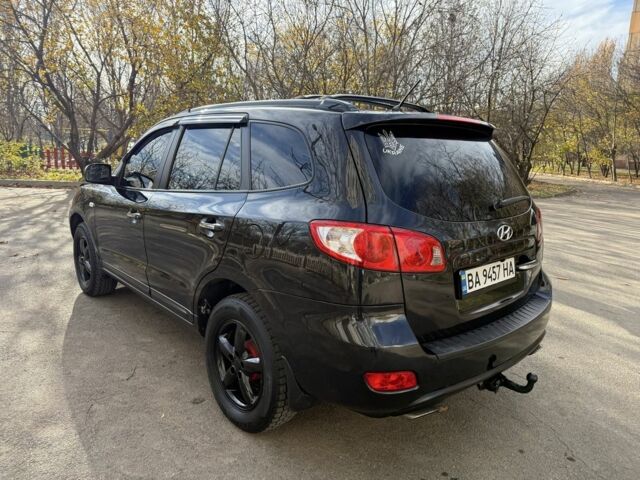 Черный Хендай Санта Фе, объемом двигателя 2.2 л и пробегом 225 тыс. км за 9300 $, фото 1 на Automoto.ua