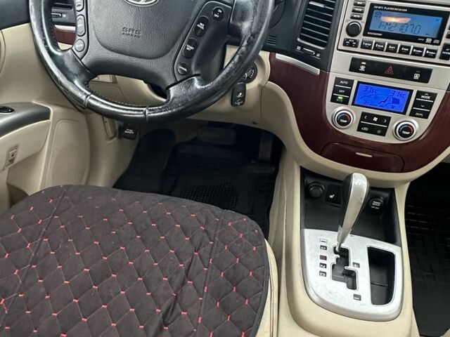 Чорний Хендай Санта Фе, об'ємом двигуна 2.2 л та пробігом 326 тис. км за 5400 $, фото 6 на Automoto.ua